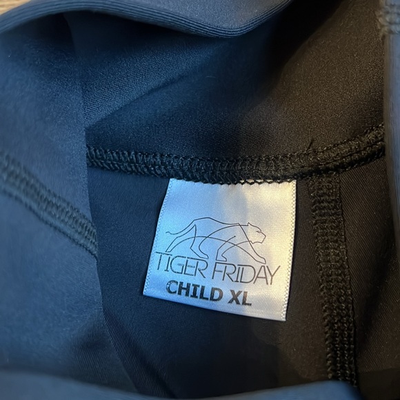 Tiger Friday Hot Cross Leggings - Picture 10 of 10